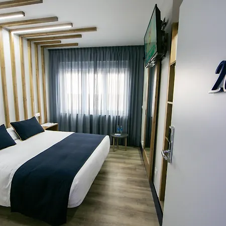 Playa De Hotel 3*
