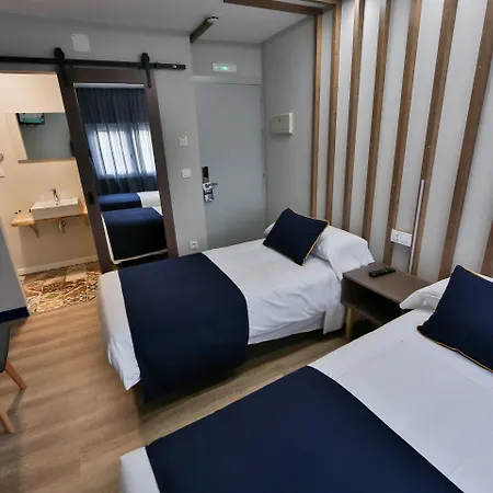 Playa De Hotel 3*