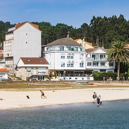 Playa De Camarinas
